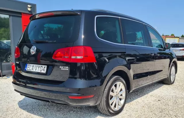 VOLKSWAGEN Sharan 