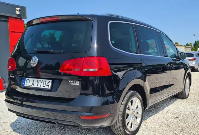VOLKSWAGEN Sharan 