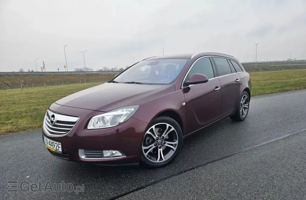 OPEL Insignia 