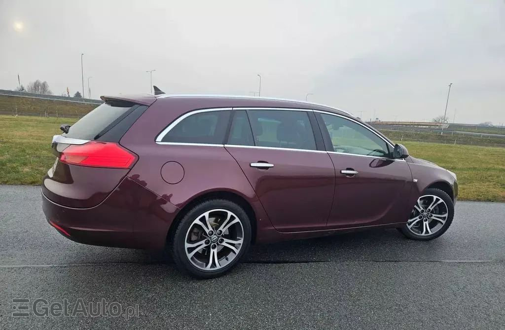 OPEL Insignia 