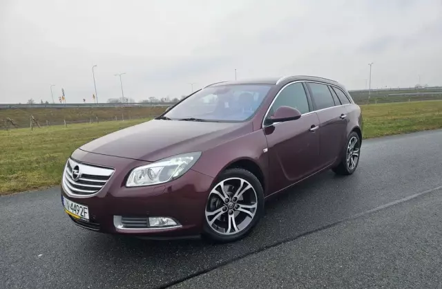 OPEL Insignia 