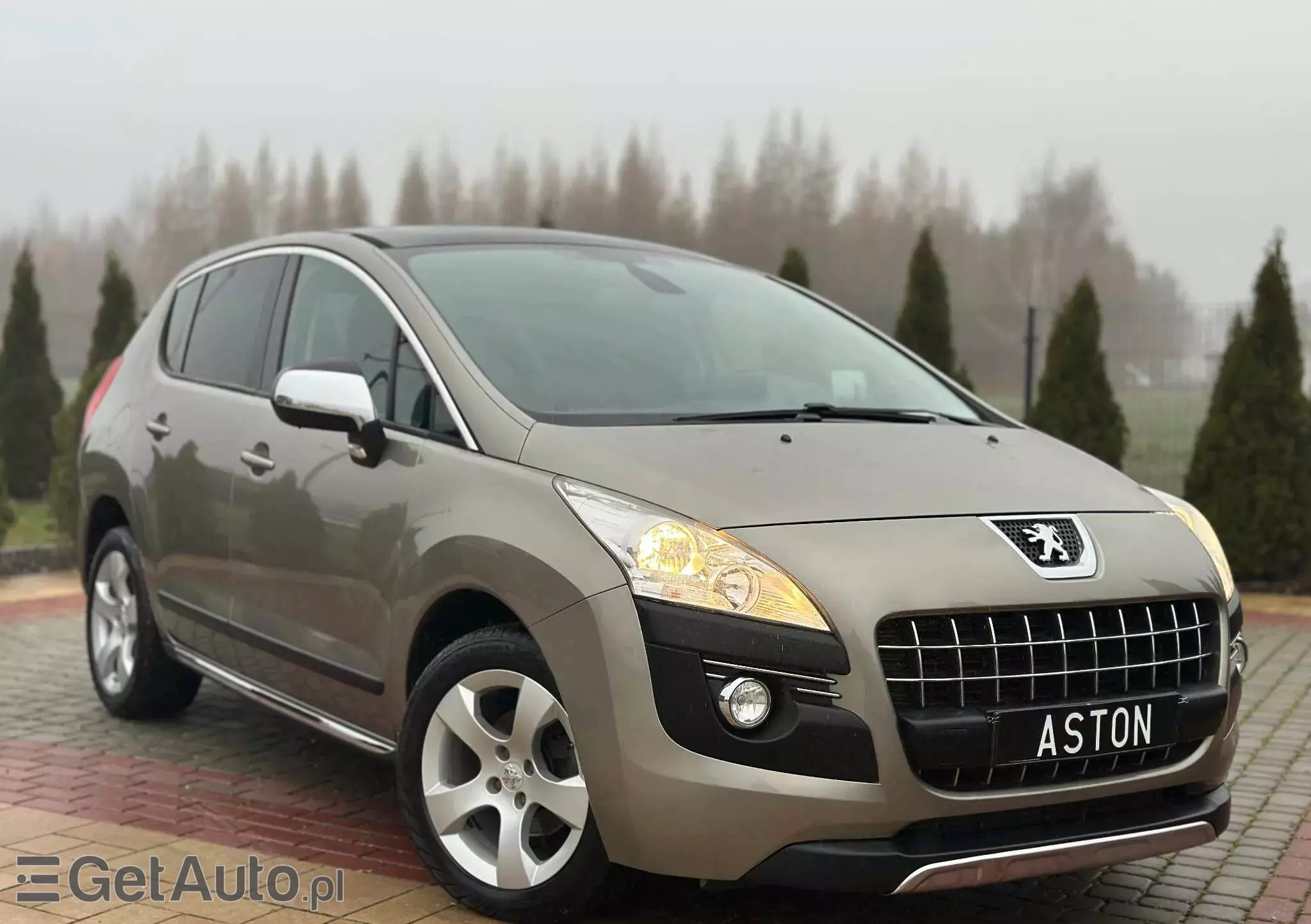 PEUGEOT 3008 1.6 HDi Premium