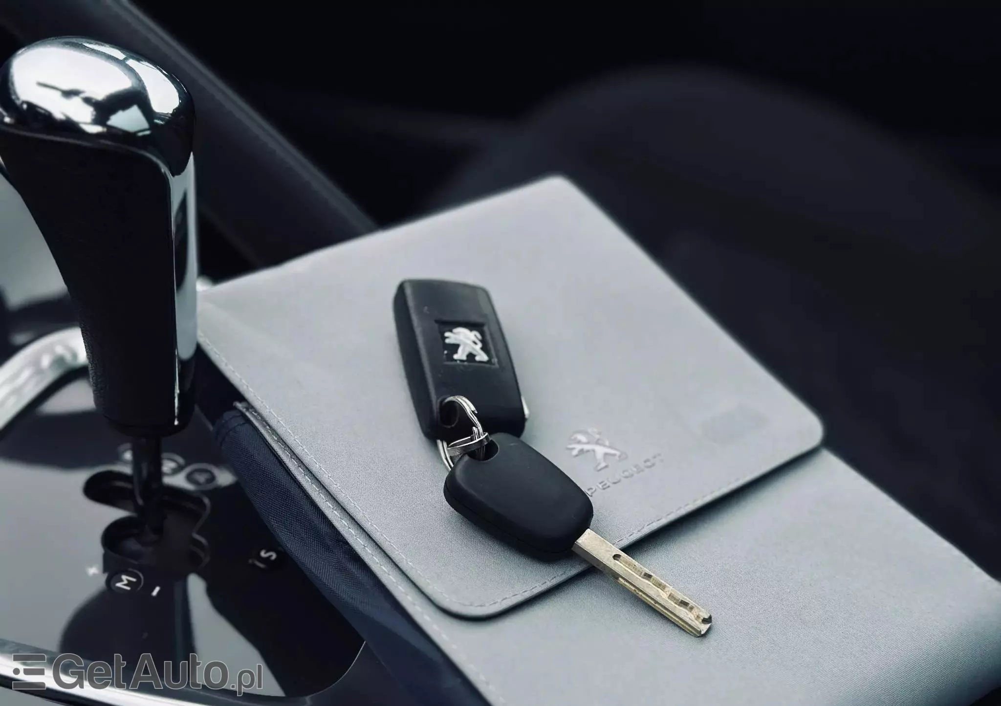 PEUGEOT 3008 1.6 HDi Premium