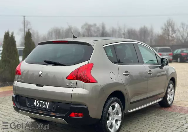 PEUGEOT 3008 1.6 HDi Premium