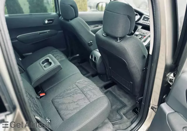 PEUGEOT 3008 1.6 HDi Premium