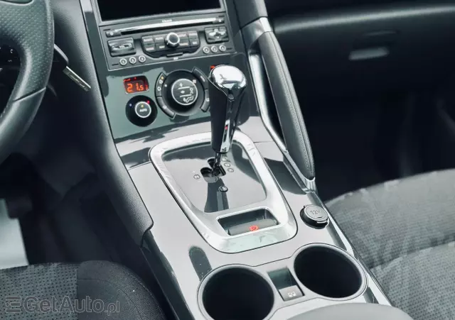 PEUGEOT 3008 1.6 HDi Premium