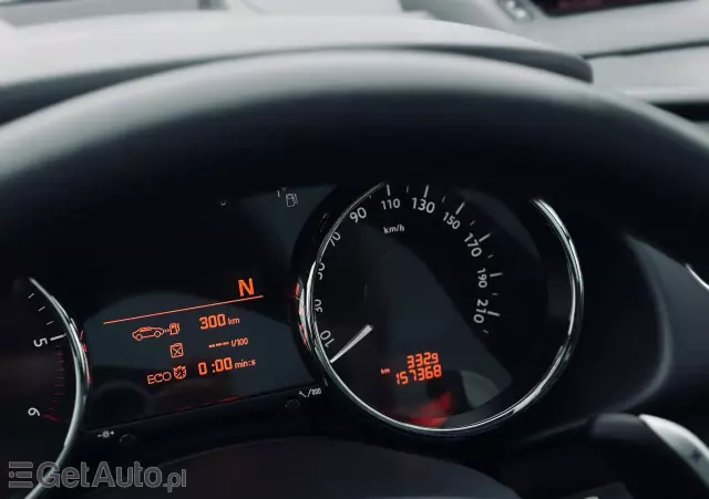 PEUGEOT 3008 1.6 HDi Premium
