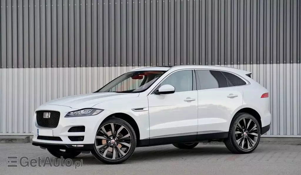 JAGUAR F-Pace 