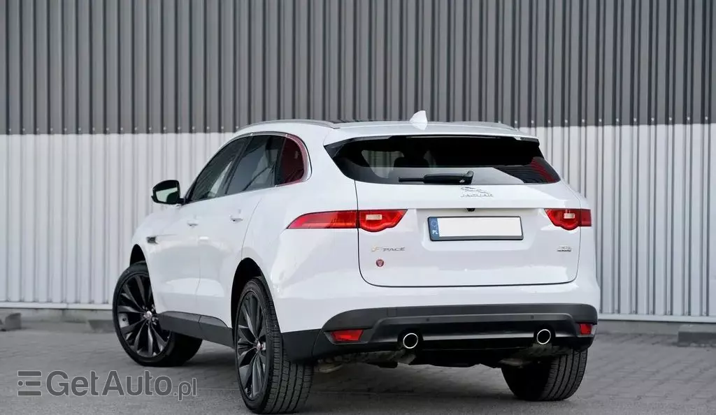 JAGUAR F-Pace 