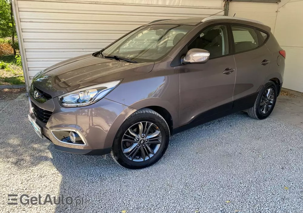 HYUNDAI Ix35 2.0 CRDi 4WD Automatik Fifa World Cup Gold Edition