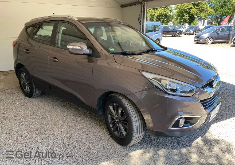 HYUNDAI Ix35 2.0 CRDi 4WD Automatik Fifa World Cup Gold Edition