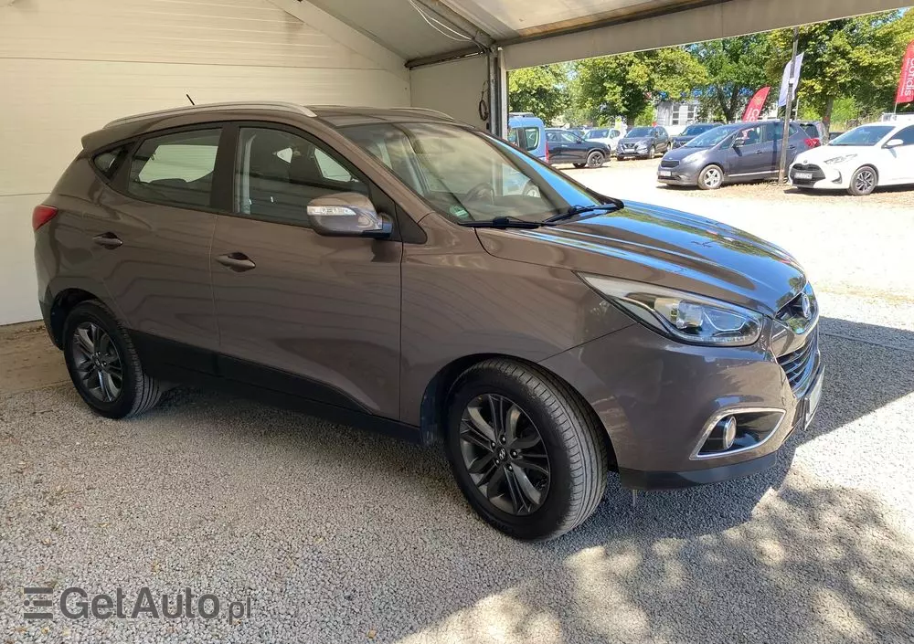 HYUNDAI Ix35 2.0 CRDi 4WD Automatik Fifa World Cup Gold Edition