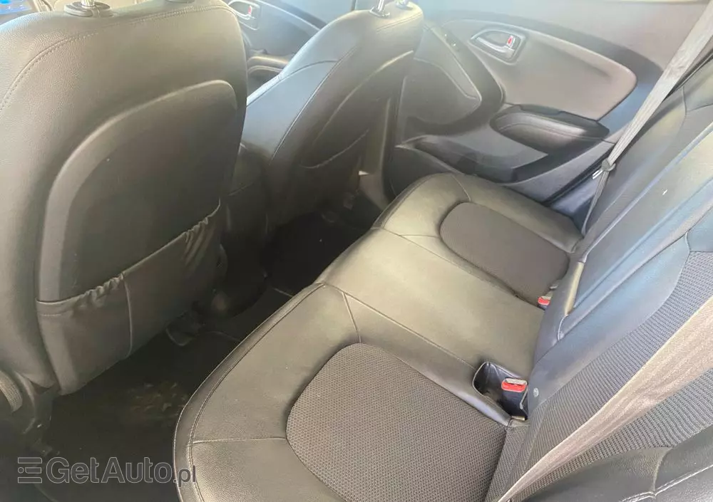 HYUNDAI Ix35 2.0 CRDi 4WD Automatik Fifa World Cup Gold Edition