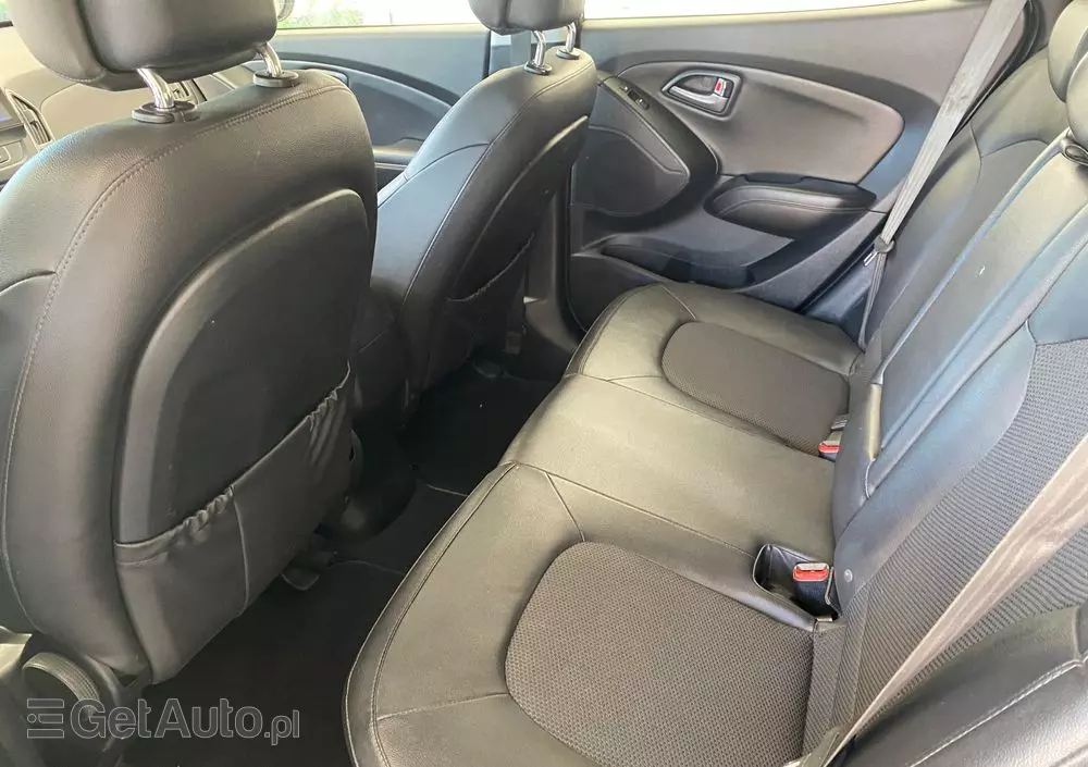 HYUNDAI Ix35 2.0 CRDi 4WD Automatik Fifa World Cup Gold Edition