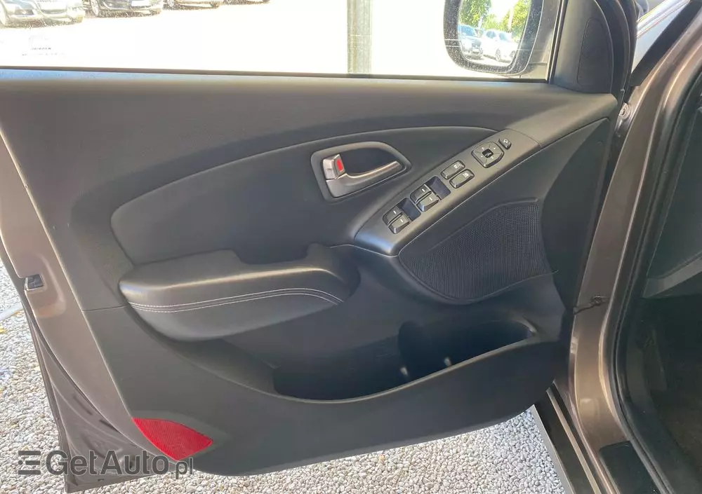 HYUNDAI Ix35 2.0 CRDi 4WD Automatik Fifa World Cup Gold Edition