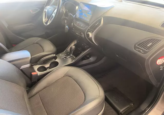 HYUNDAI Ix35 2.0 CRDi 4WD Automatik Fifa World Cup Gold Edition