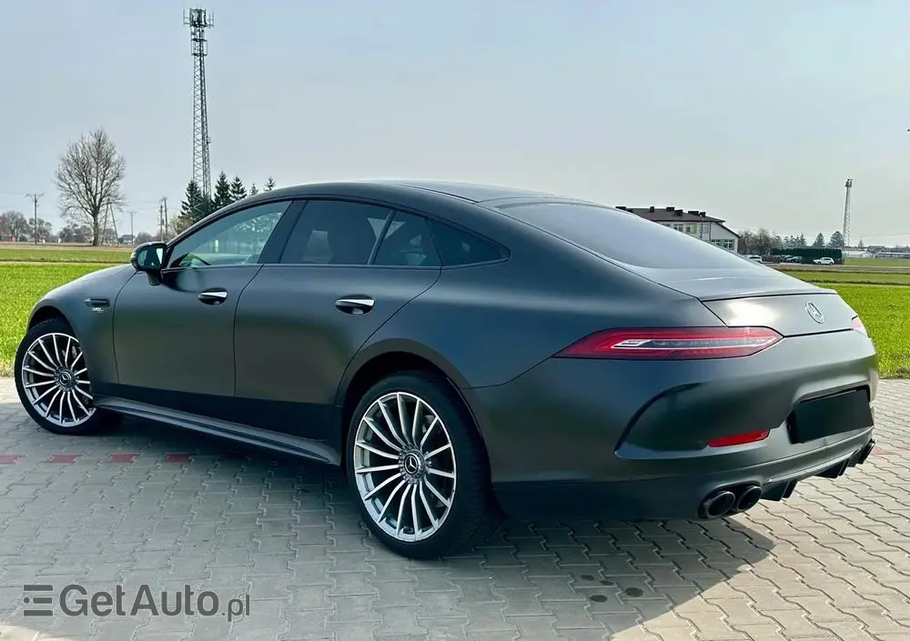 MERCEDES-BENZ AMG GT 43 4-Matic+