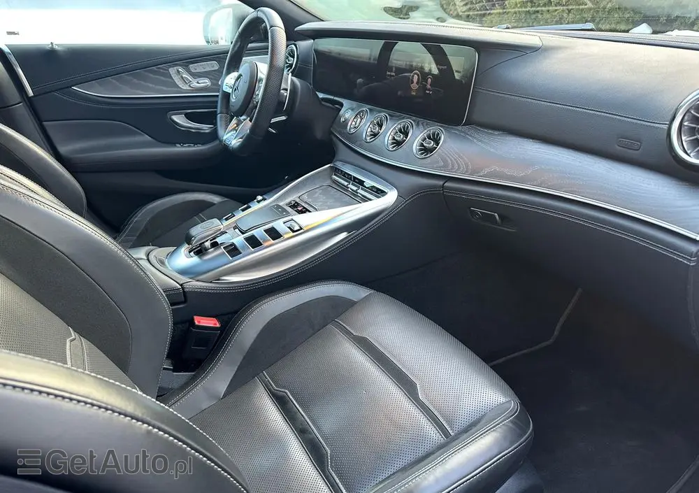 MERCEDES-BENZ AMG GT 43 4-Matic+