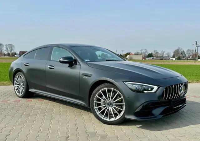 MERCEDES-BENZ AMG GT 43 4-Matic+