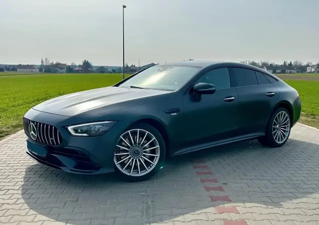 MERCEDES-BENZ AMG GT 43 4-Matic+