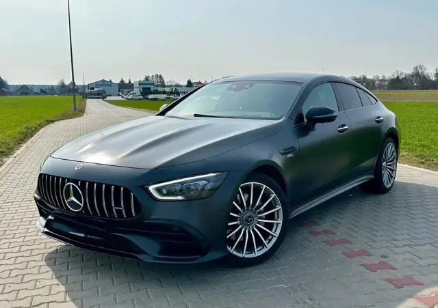 MERCEDES-BENZ AMG GT 43 4-Matic+