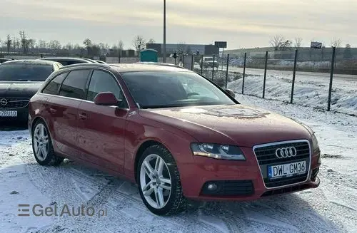 AUDI A4 