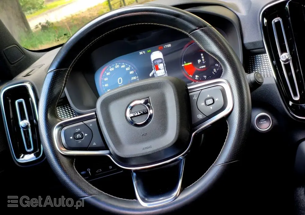 VOLVO XC 40 T5 Plug-In Hybrid R-Design