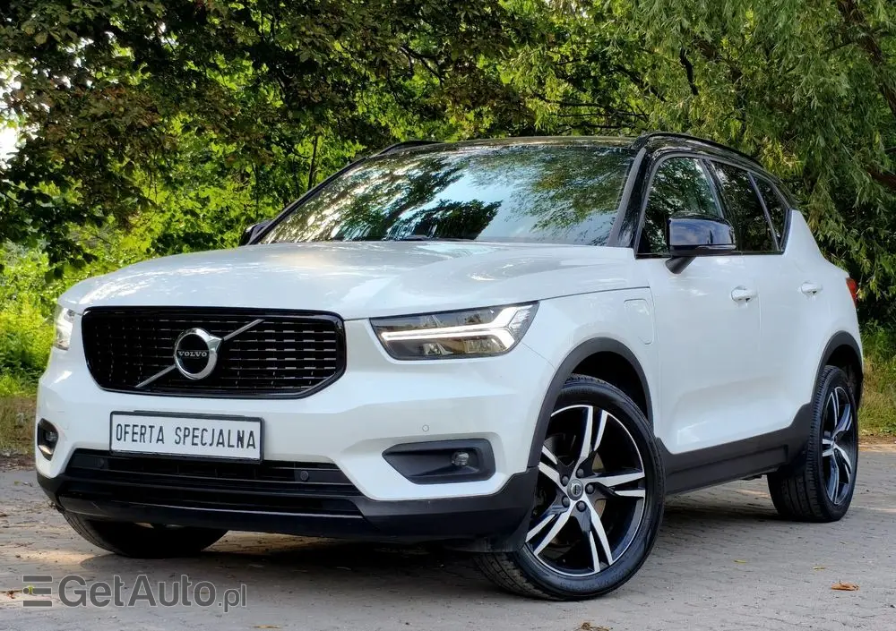 VOLVO XC 40 T5 Plug-In Hybrid R-Design