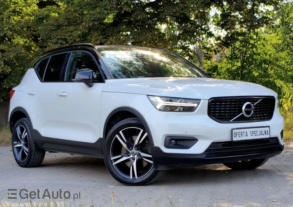 VOLVO XC 40 T5 Plug-In Hybrid R-Design