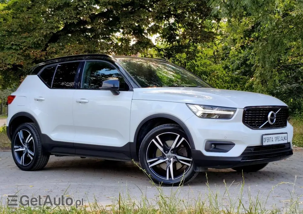 VOLVO XC 40 T5 Plug-In Hybrid R-Design