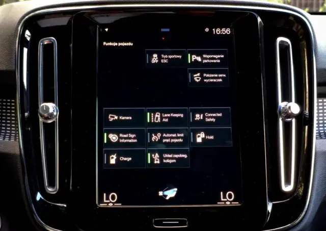 VOLVO XC 40 T5 Plug-In Hybrid R-Design