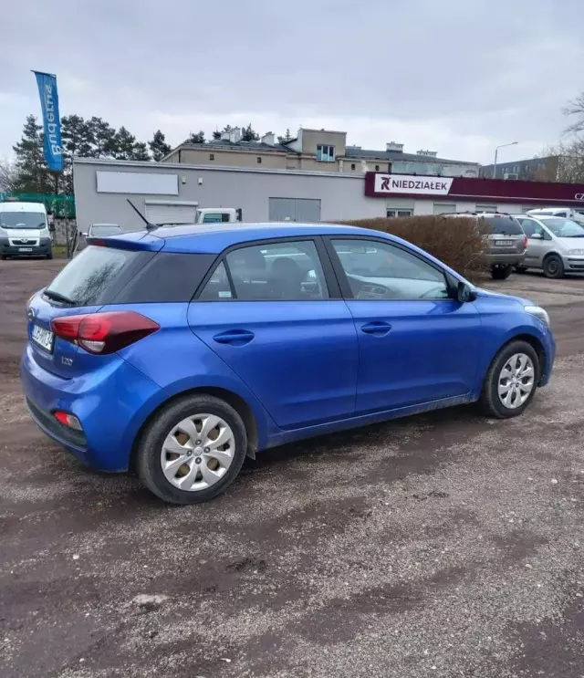 HYUNDAI I20 