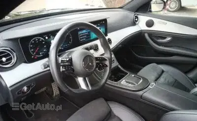 MERCEDES-BENZ Klasa E 