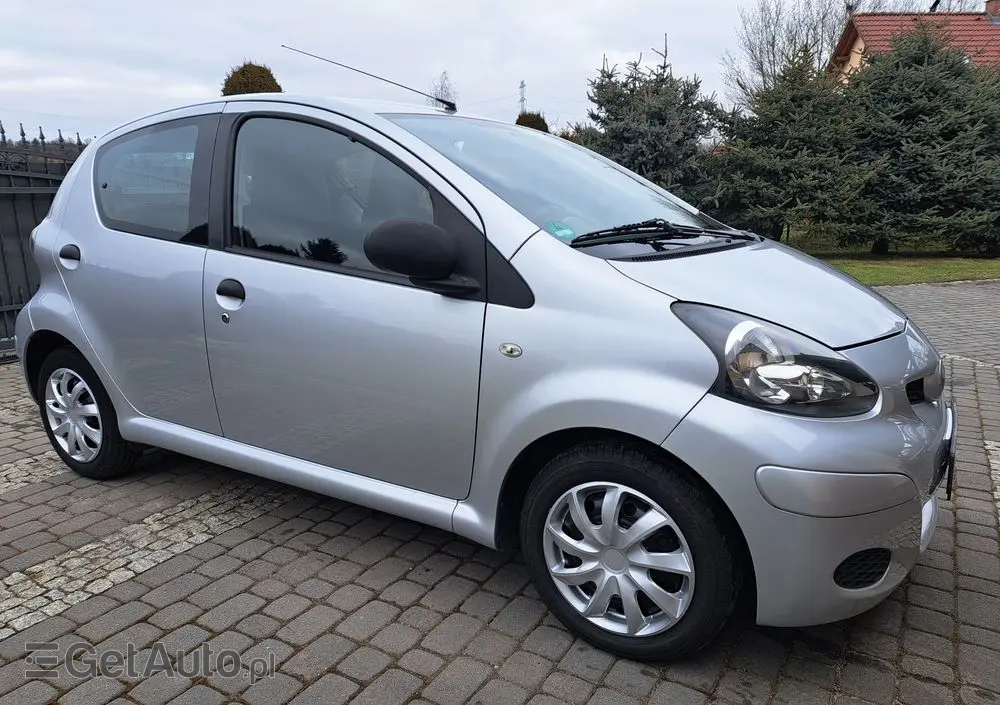 TOYOTA Aygo Cool