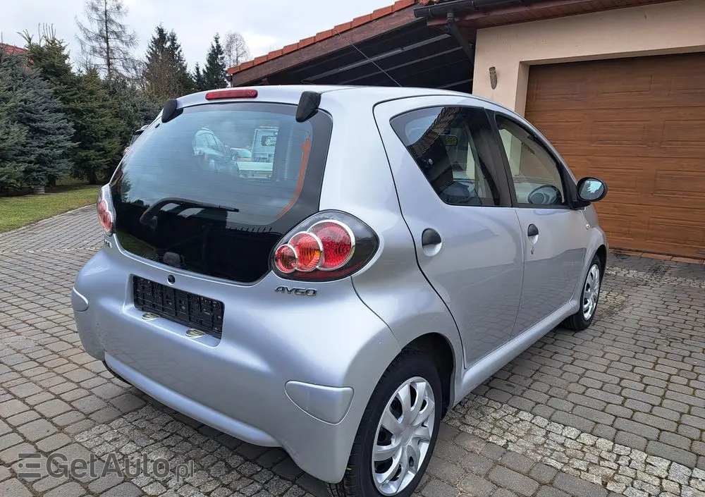 TOYOTA Aygo Cool