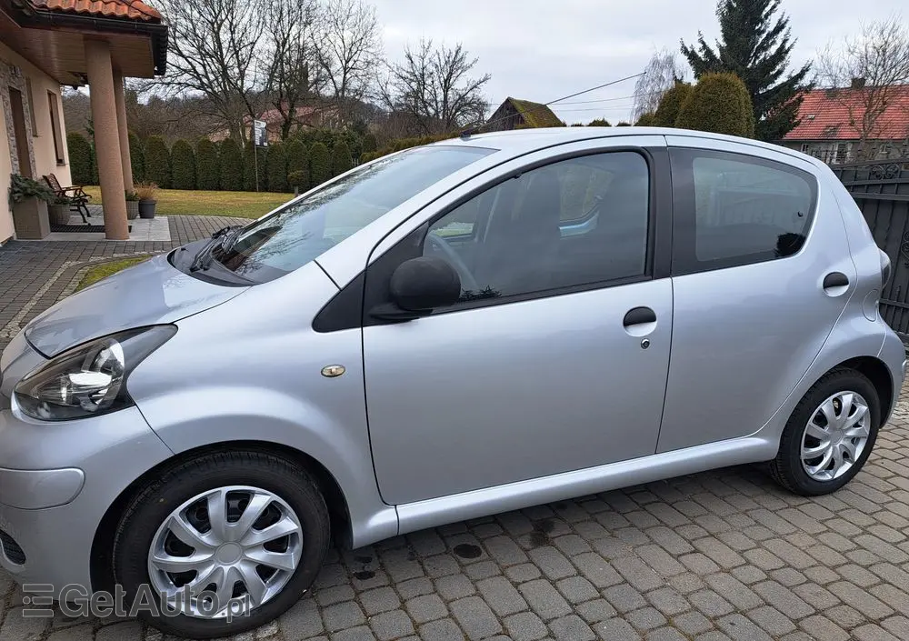 TOYOTA Aygo Cool