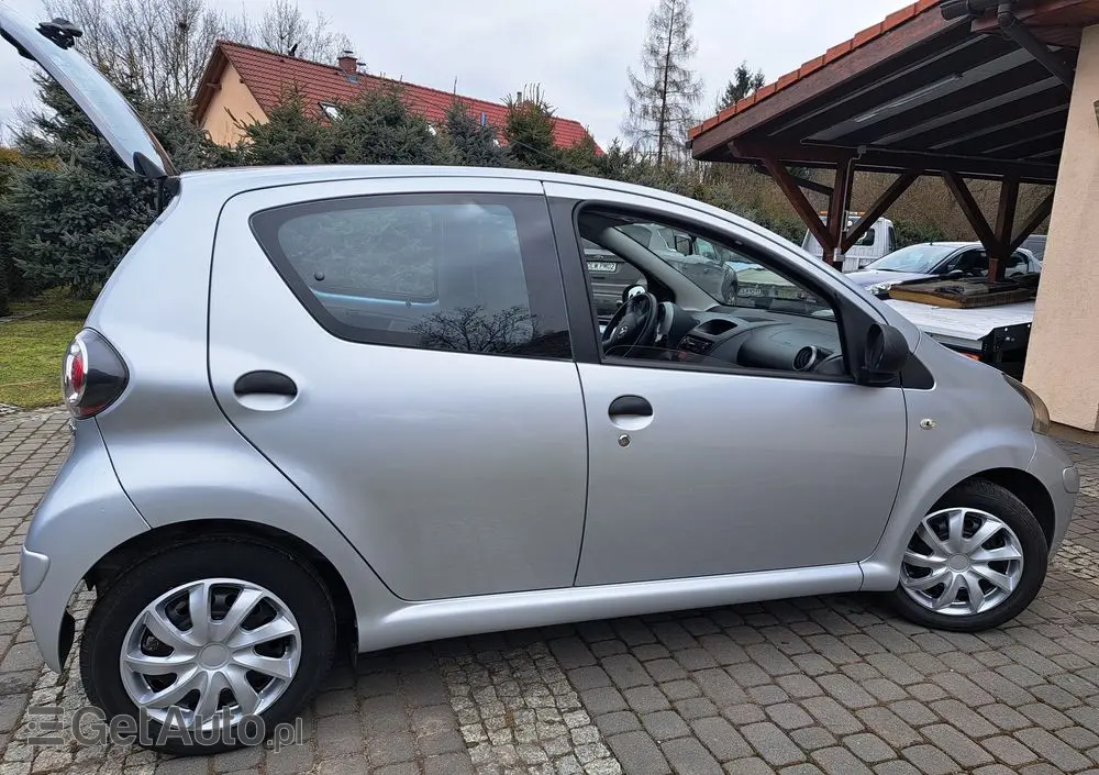TOYOTA Aygo Cool