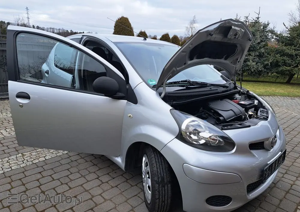 TOYOTA Aygo Cool