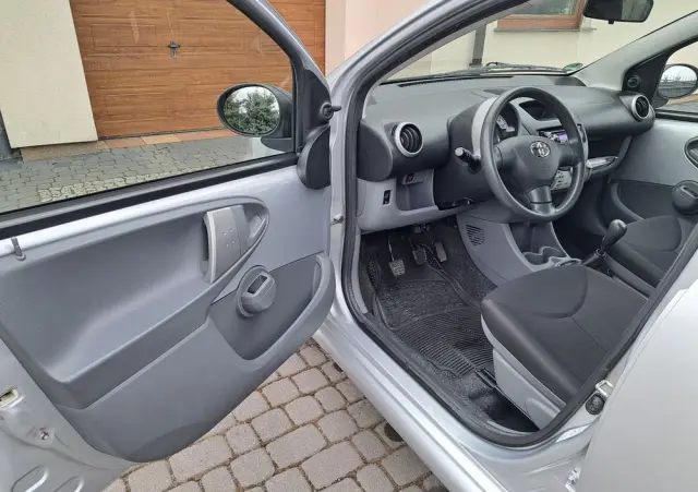 TOYOTA Aygo Cool