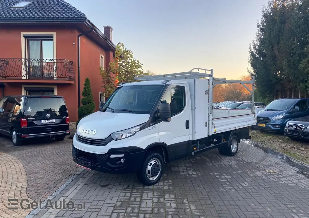 IVECO DAILY 