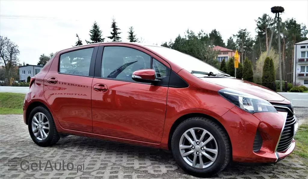 TOYOTA Yaris 