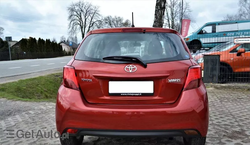 TOYOTA Yaris 