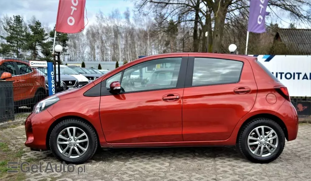 TOYOTA Yaris 
