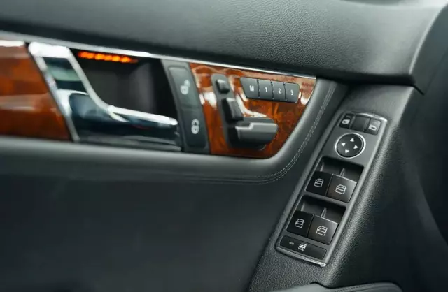 MERCEDES-BENZ Klasa C 