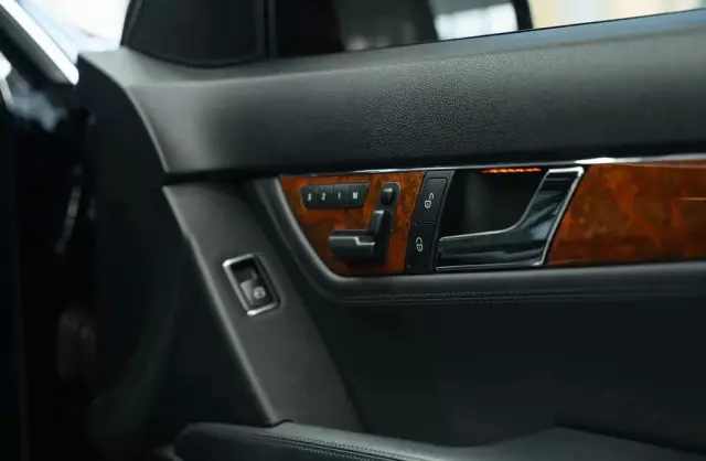 MERCEDES-BENZ Klasa C 