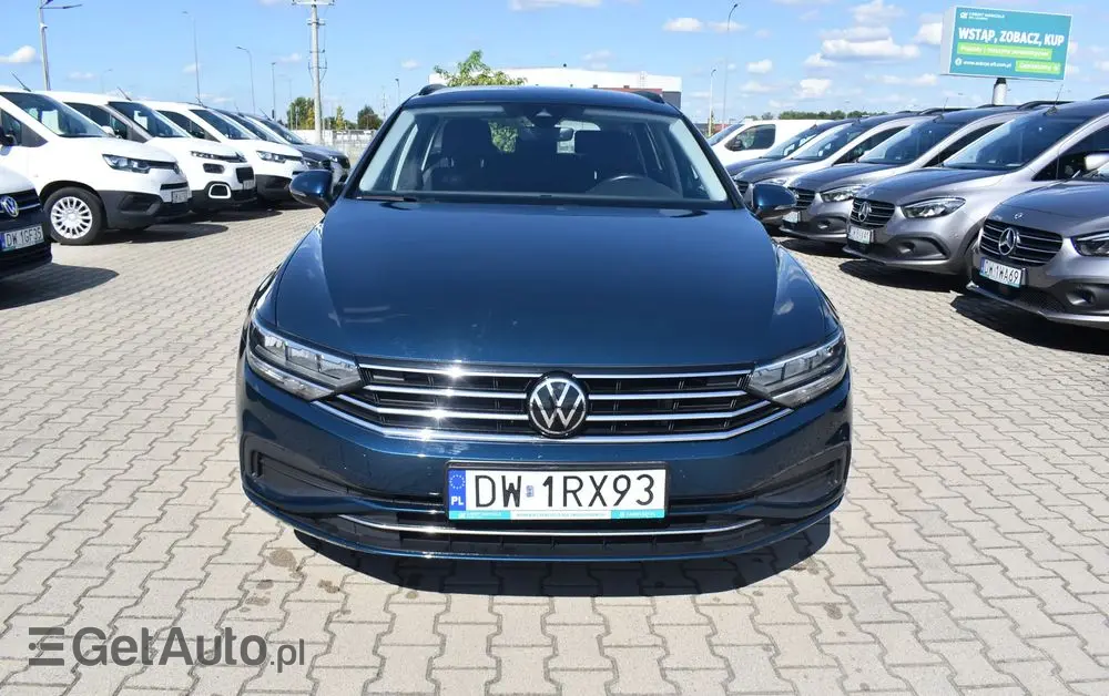 VOLKSWAGEN Passat Variant 