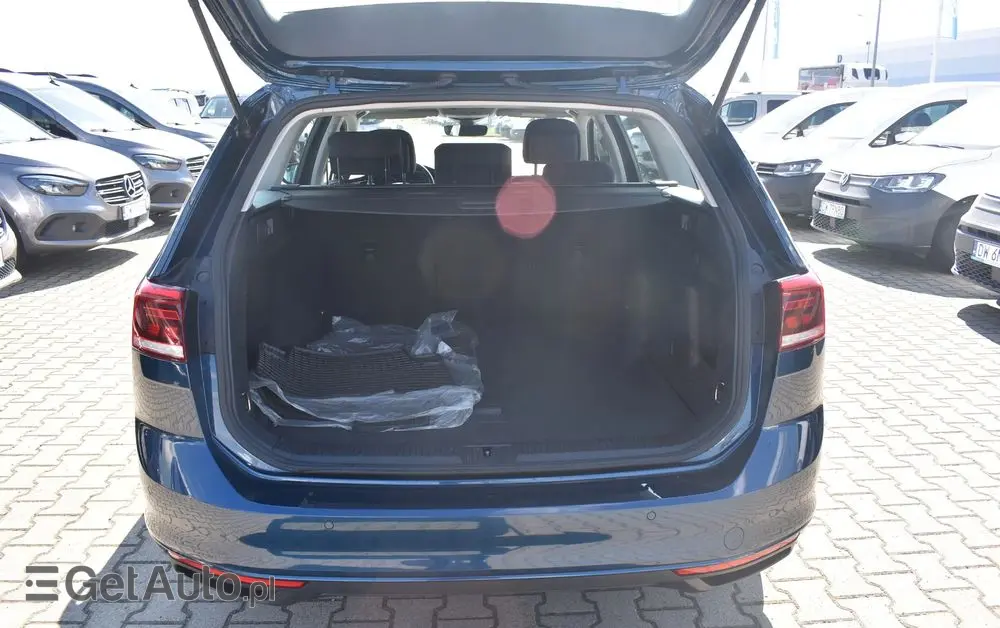 VOLKSWAGEN Passat Variant 