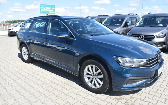 VOLKSWAGEN Passat Variant 