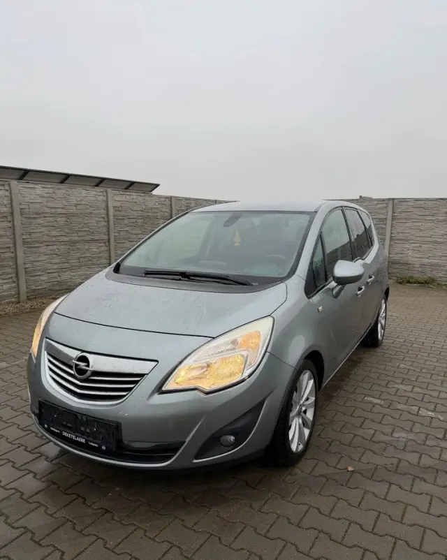 OPEL Meriva 1.7 CDTI Cosmo