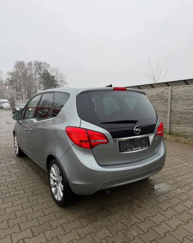 OPEL Meriva 1.7 CDTI Cosmo